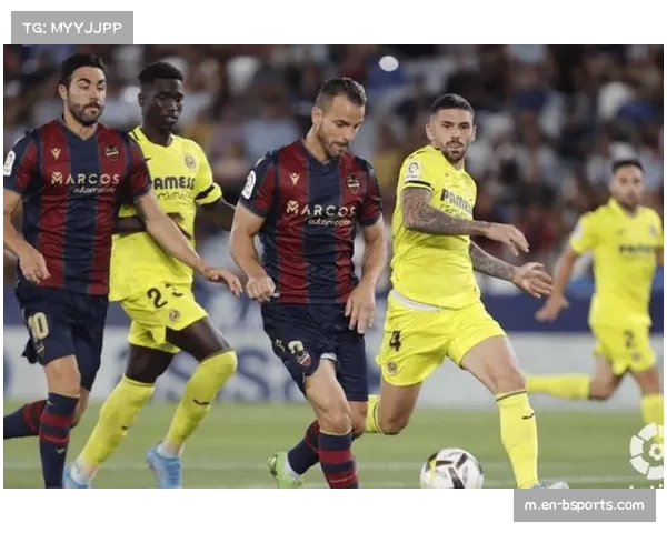 西甲半场战报：皇家奥维耶多凭点球暂时领先对手1-0